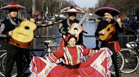 Gezellig tropisch feestje